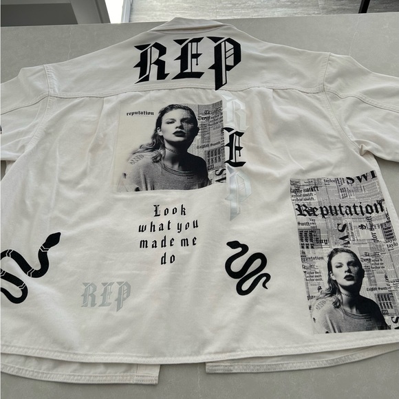 Custom made Taylor Swift Reputation denim jacket XL - Picture 13 of 13